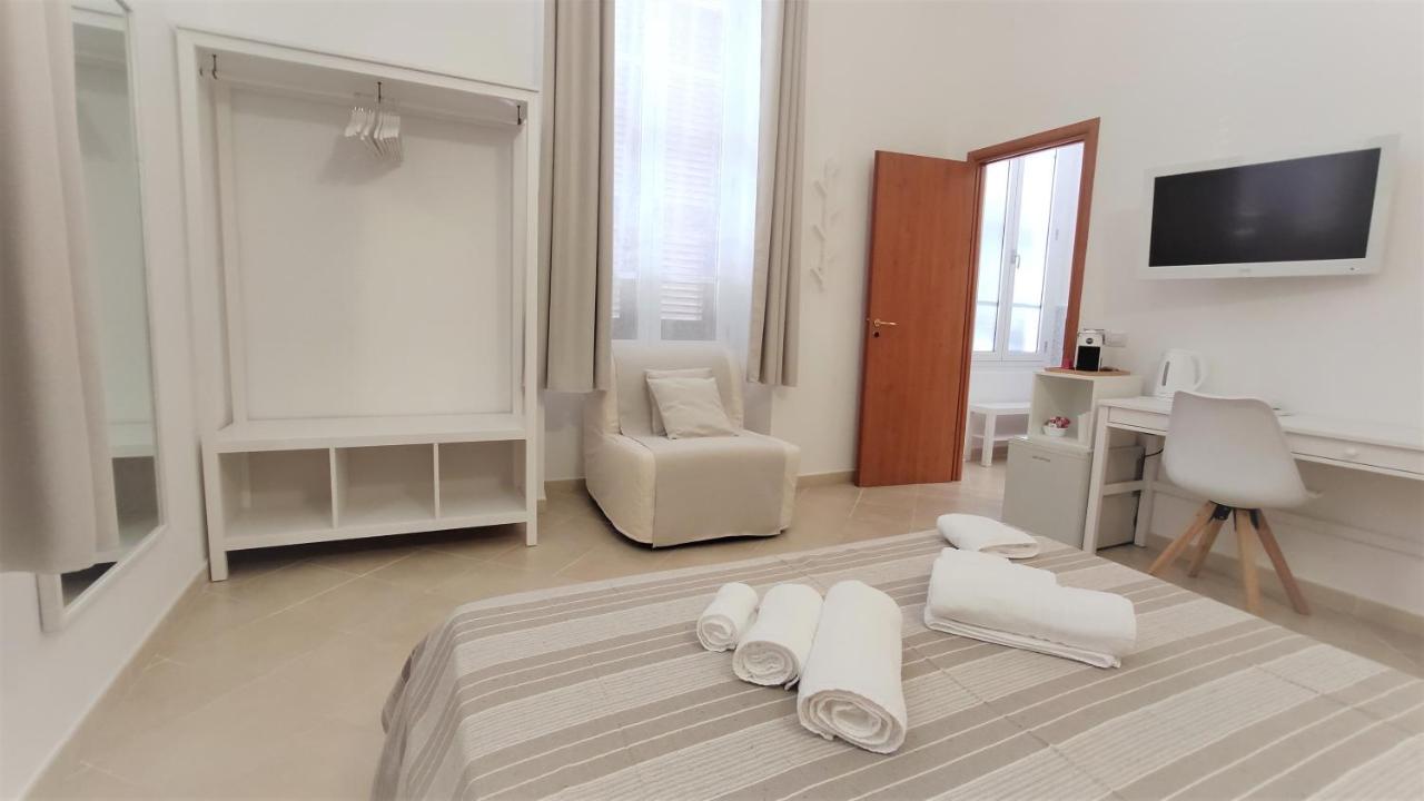 Nell'Azzurro Ξενοδοχείο Κάλιαρι Εξωτερικό φωτογραφία